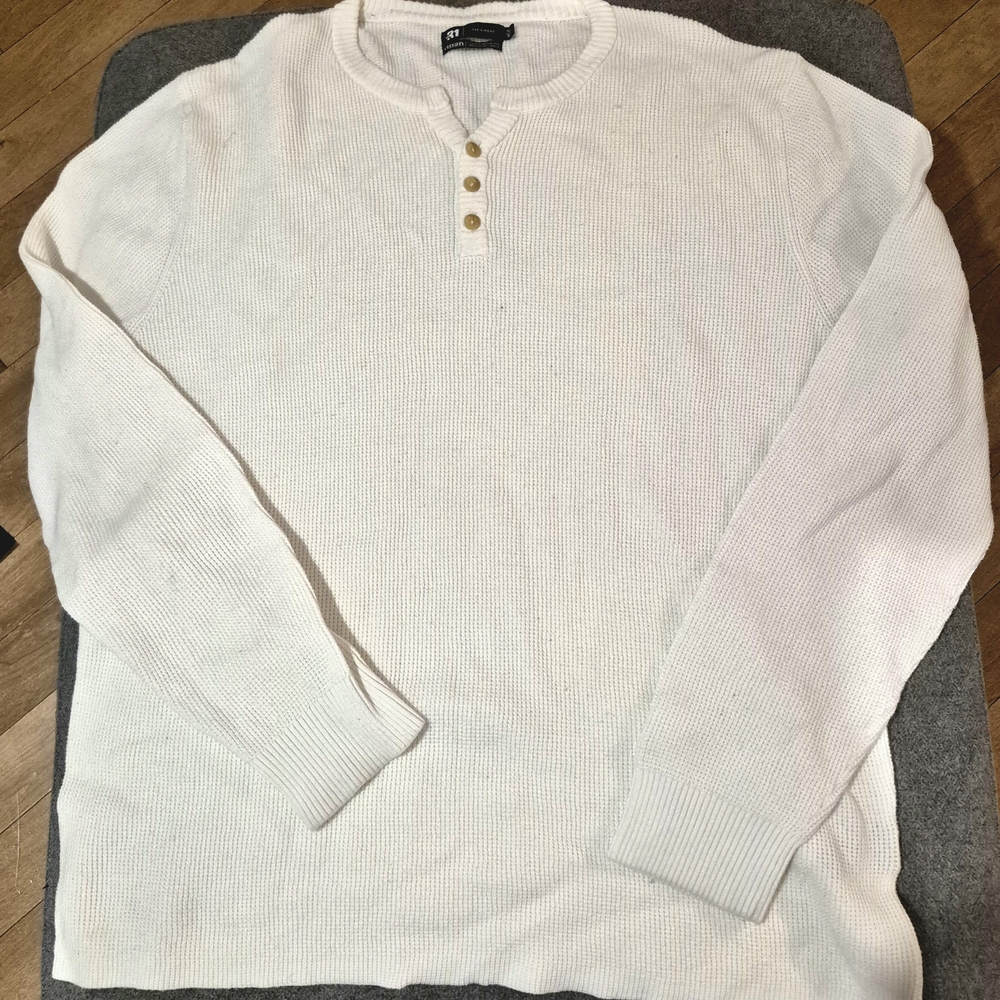 Simons Men's Cream Henley Sweater